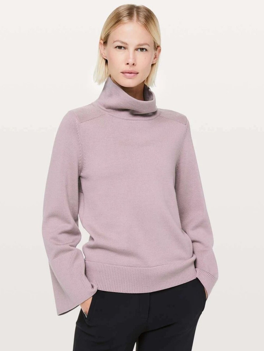 Lululemon CITY TREK TURTLENECK SWEATER Merino Wool Smoky Blush size 6